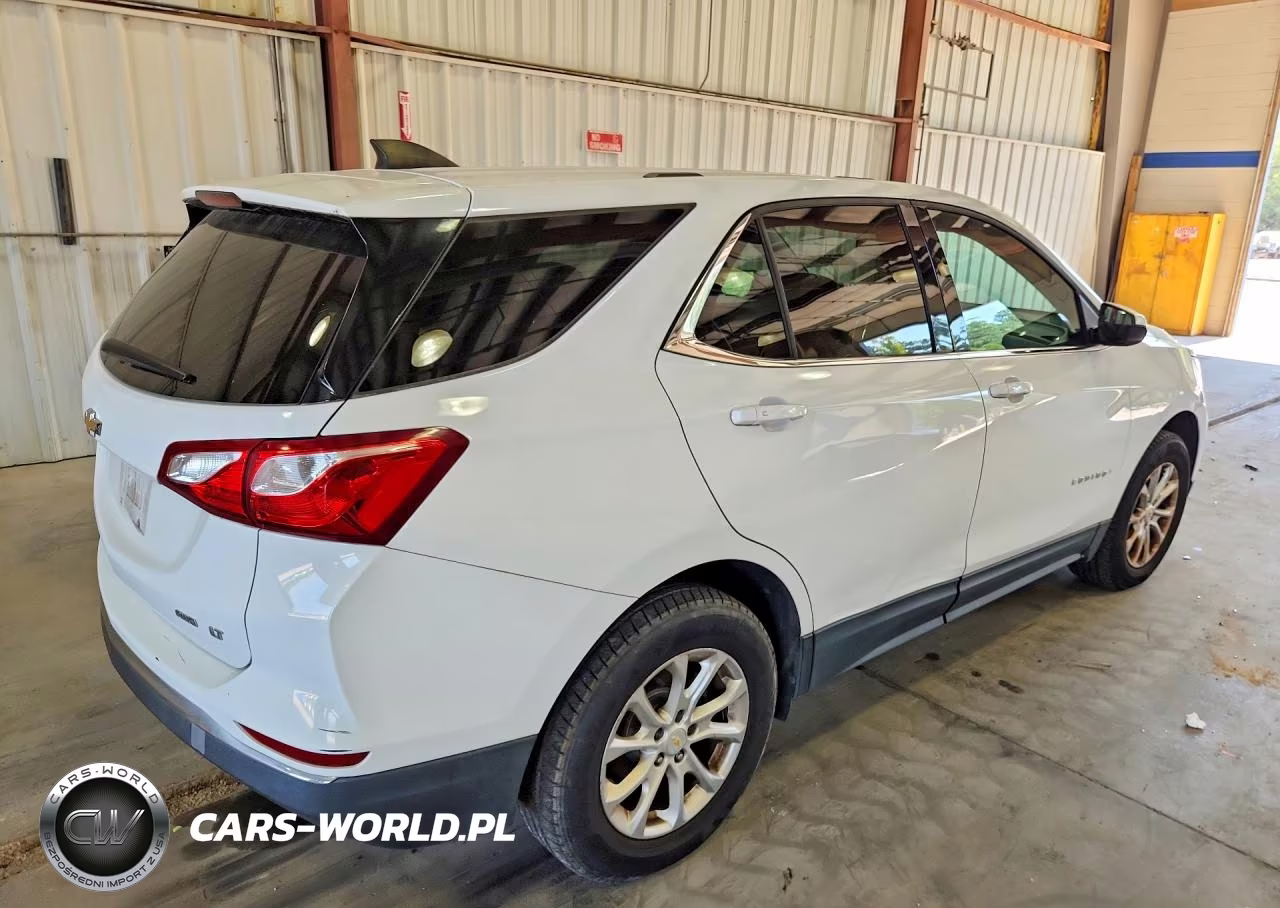2019 Chevrolet Equinox Lt VIN:2GNAXUEV8K6179630 - 3