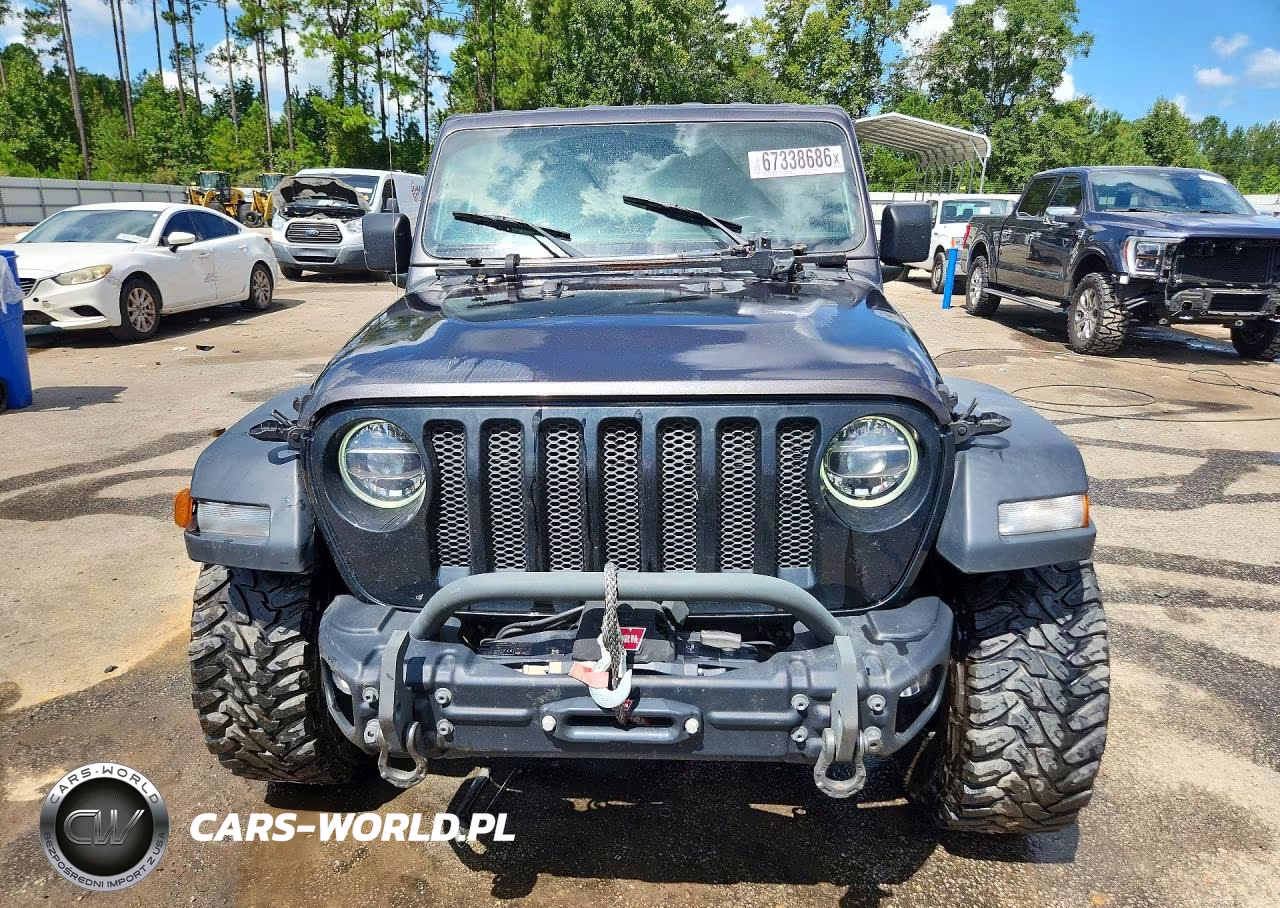 2020 Jeep Wrangler Unlimited Sport VIN:1C4HJXDG6LW241854 - 5