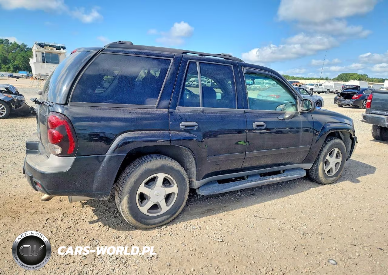 2006 Chevrolet Trailblazer Ls VIN:1GNDS13S062114714 - 3