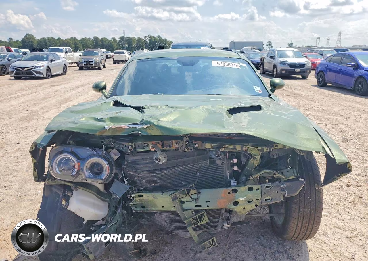 2022 Dodge Challenger Sxt VIN:2C3CDZAG5NH165440 - 5
