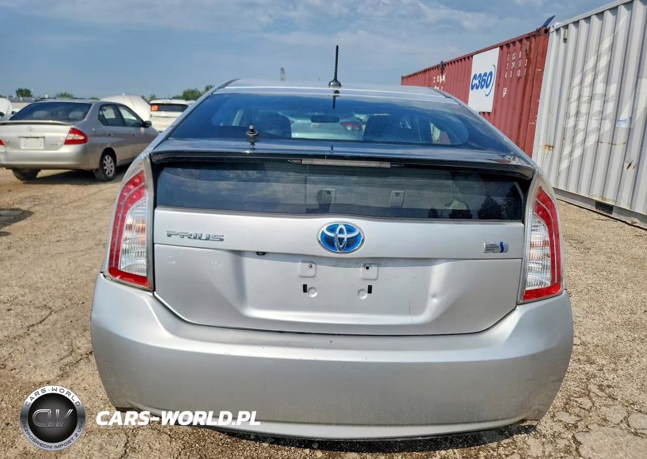 2013 Toyota Prius Three VIN:JTDKN3DUXD5540747 - 6