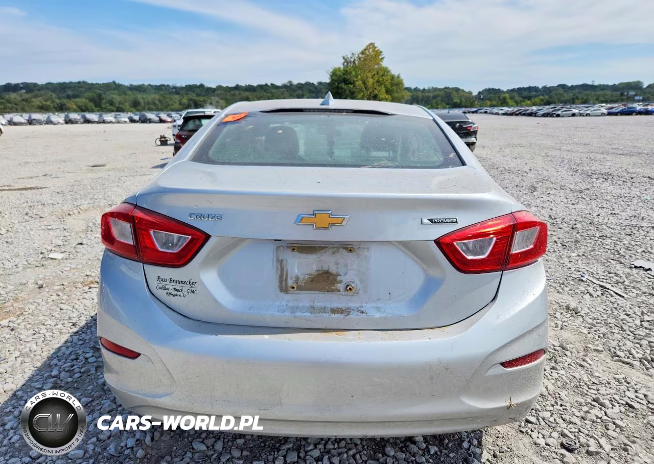 2018 Chevrolet Cruze Premier VIN:1G1BF5SMXJ7197328 - 6