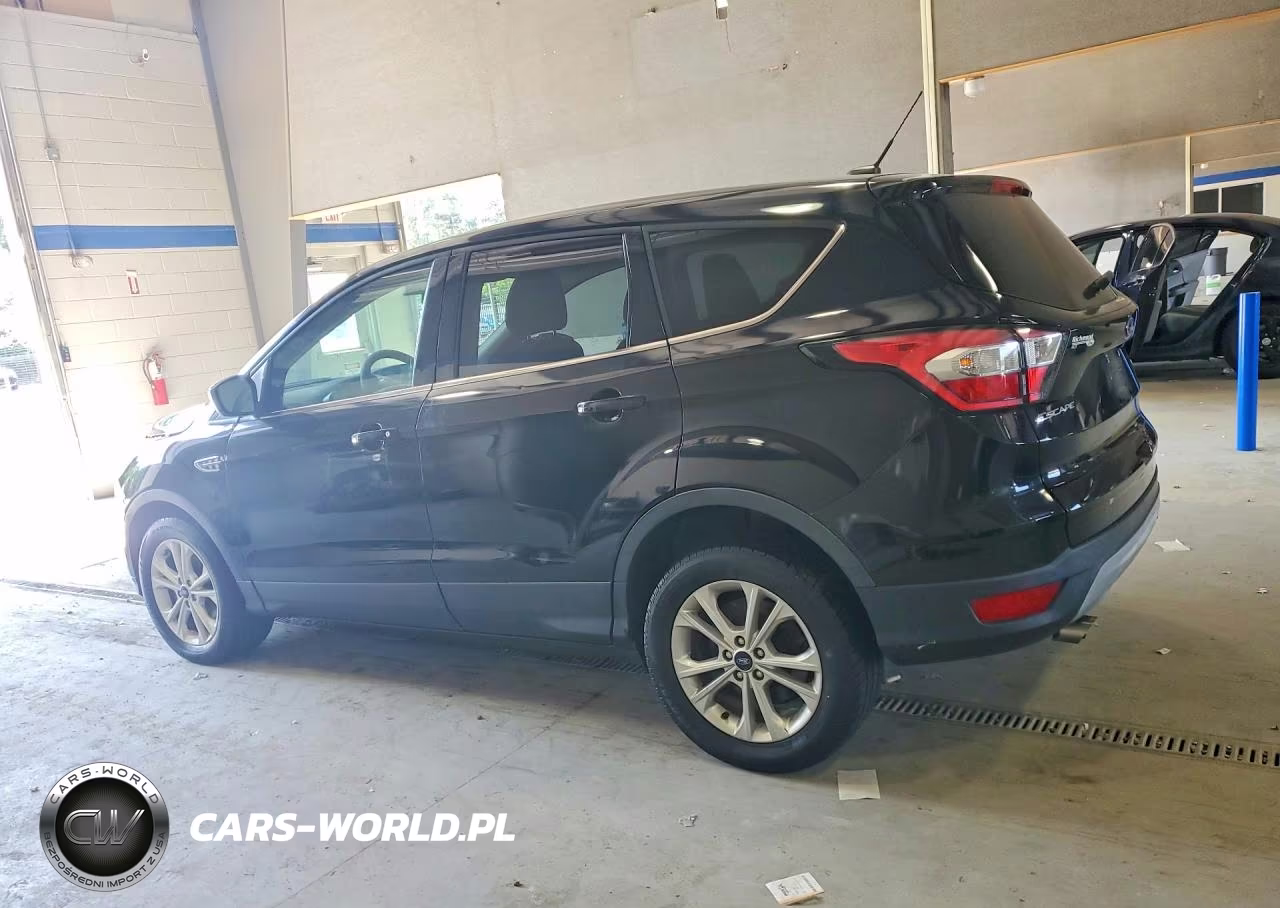 2017 Ford Escape Se VIN:1FMCU9GD3HUC27827 - 2