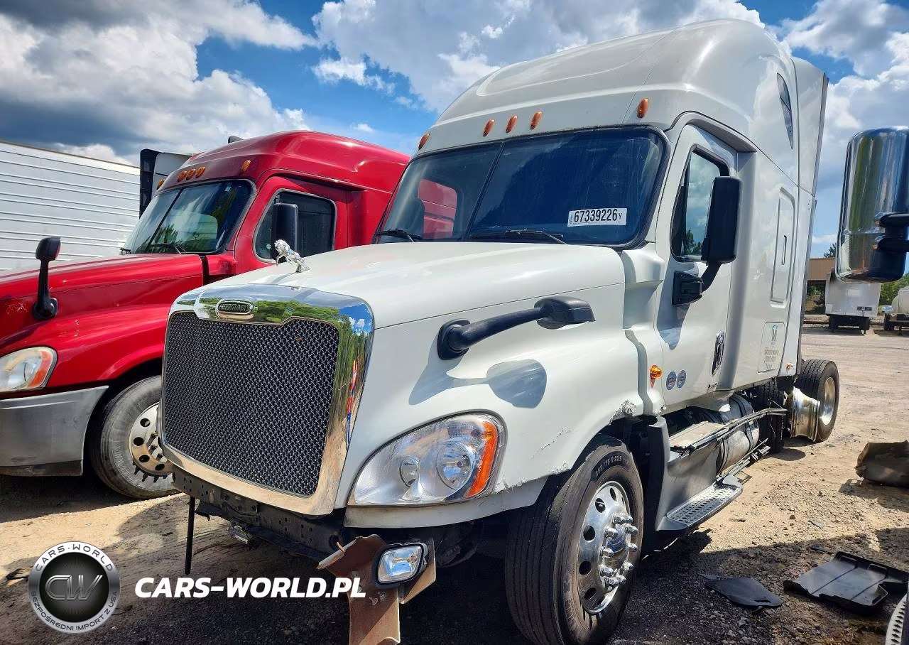 2017 Freightliner Cascadia 125 Semi Truck
