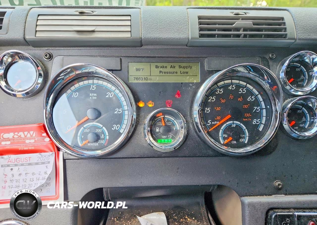 2017 Freightliner Cascadia 125 Semi Truck VIN:3AKJGLDR7HSHZ4385 - 9