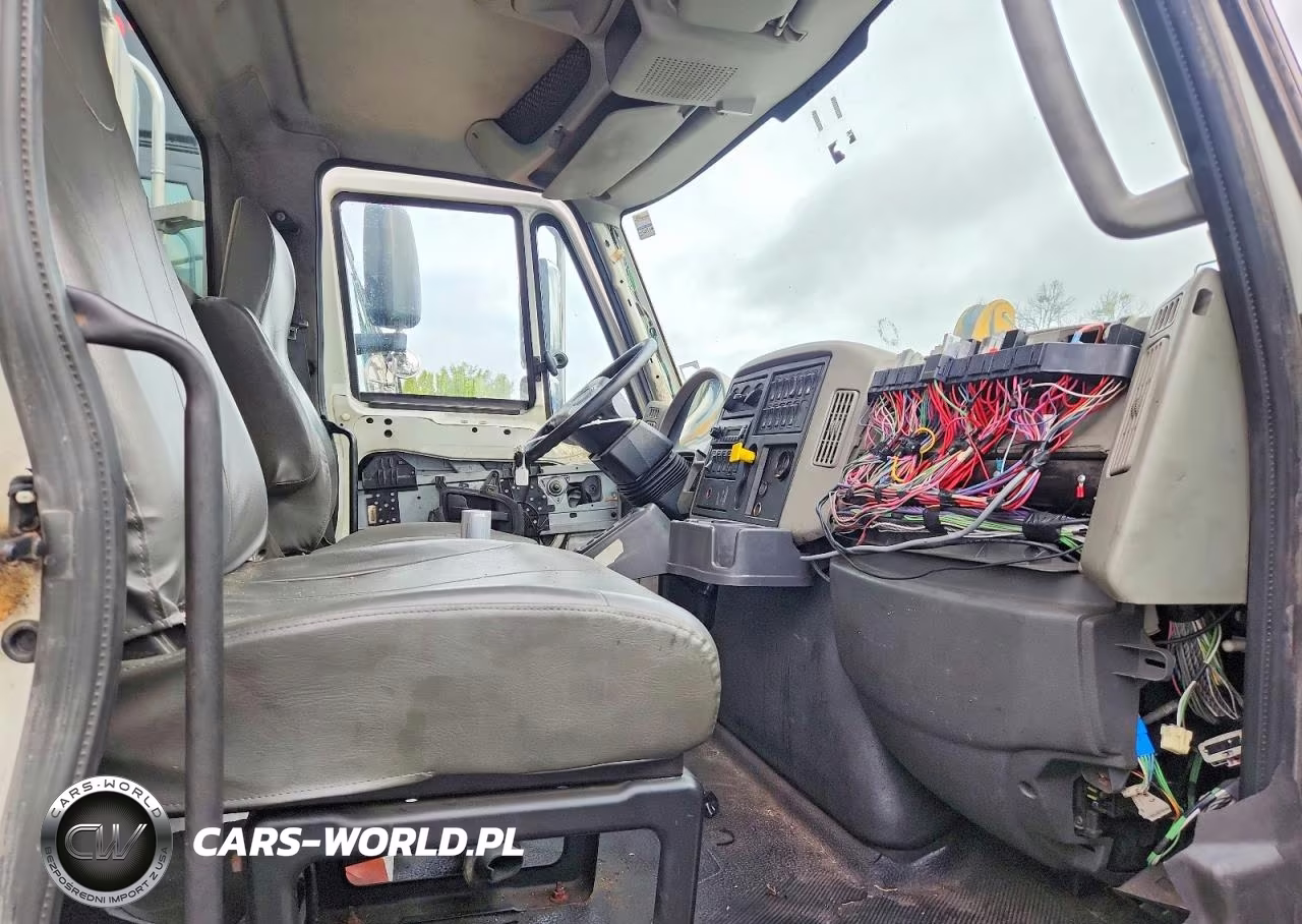 2011 International 4000 4400 - Utility - Service Truck VIN:1HTMKAAN2BH401102 - 10