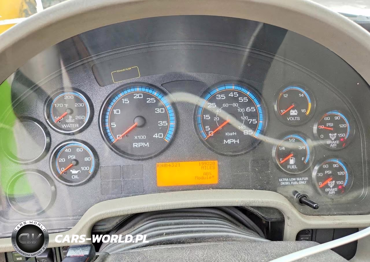 2011 International 4000 4400 - Utility - Service Truck VIN:1HTMKAAN2BH401102 - 9