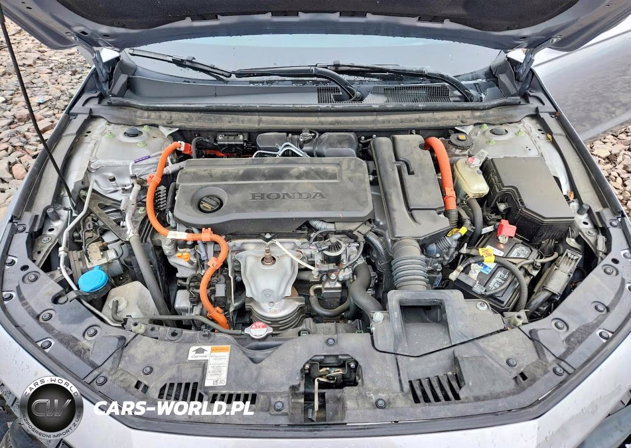 2024 Honda Accord Touring Hybrid VIN:1HGCY2F84RA010120 - 11