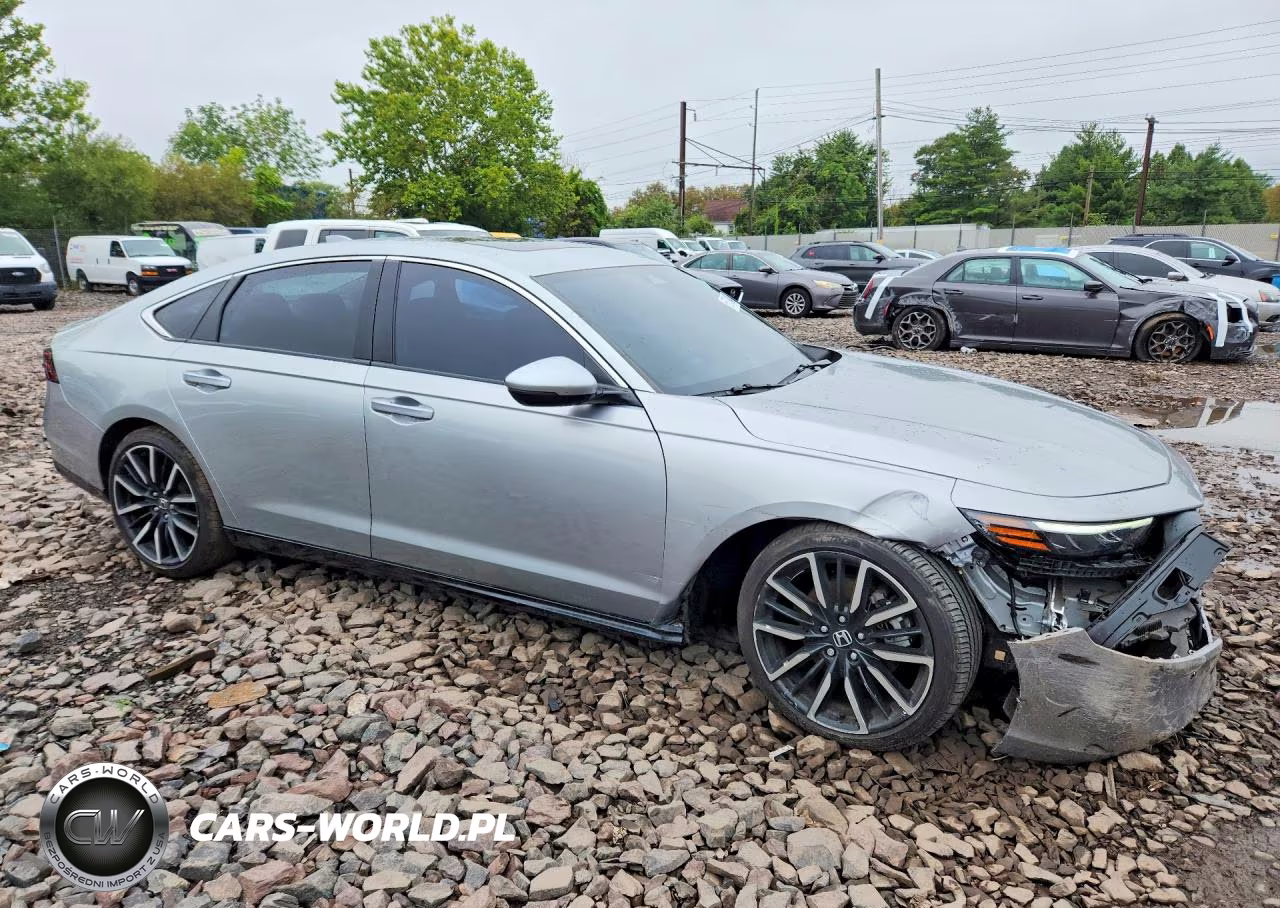2024 Honda Accord Touring Hybrid VIN:1HGCY2F84RA010120 - 4