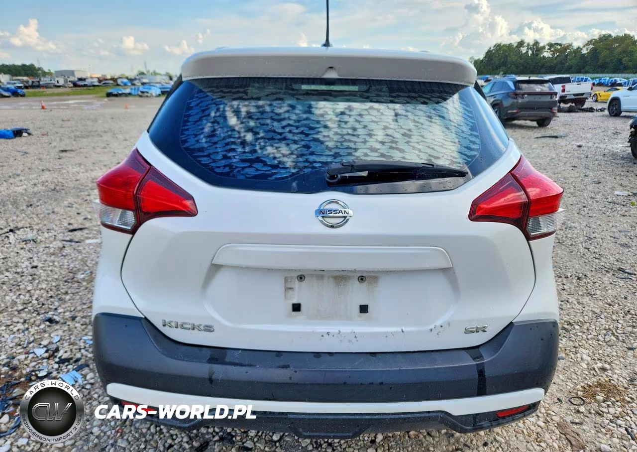2019 Nissan Kicks Sr VIN:3N1CP5CU1KL527753 - 6