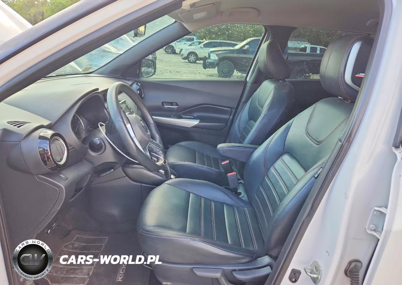 2019 Nissan Kicks Sr VIN:3N1CP5CU1KL527753 - 7