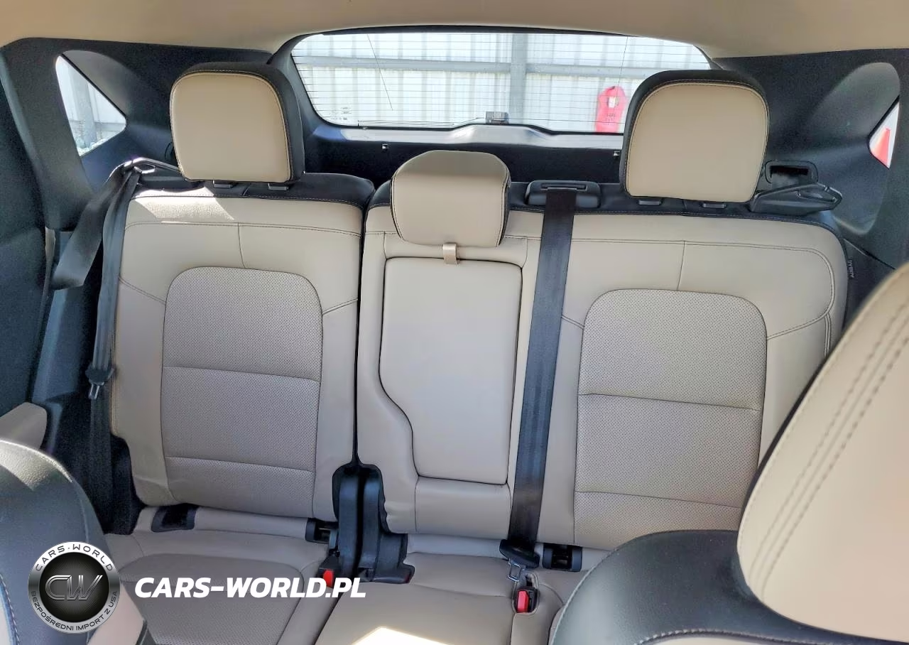 2020 Ford Escape Sel VIN:1FMCU0H60LUC05546 - 10