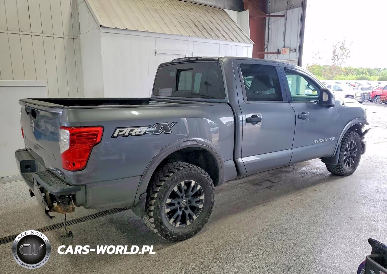 2018 Nissan Titan Pro-4X VIN:1N6AA1E5XJN514242 - 3