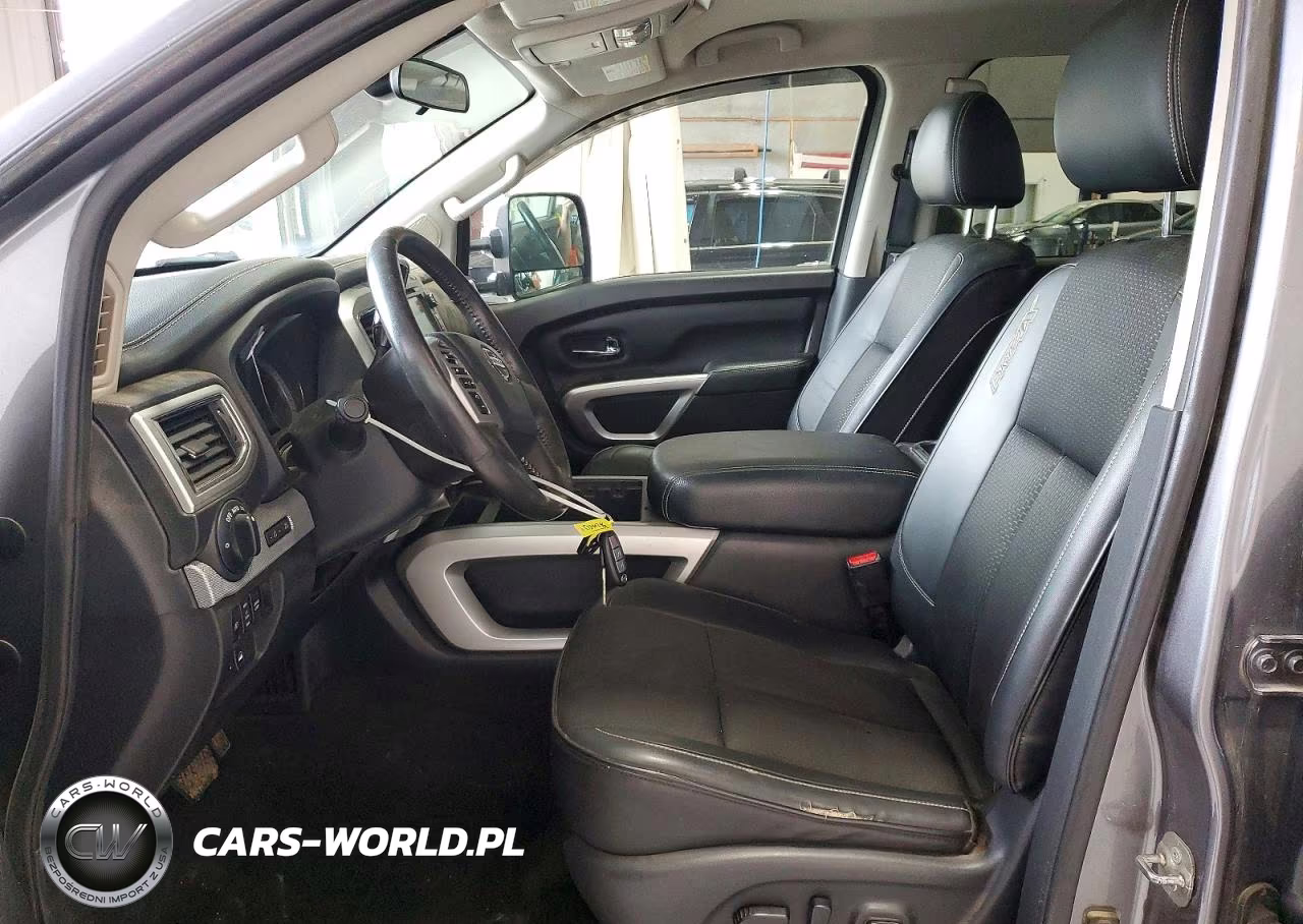 2018 Nissan Titan Pro-4X VIN:1N6AA1E5XJN514242 - 7