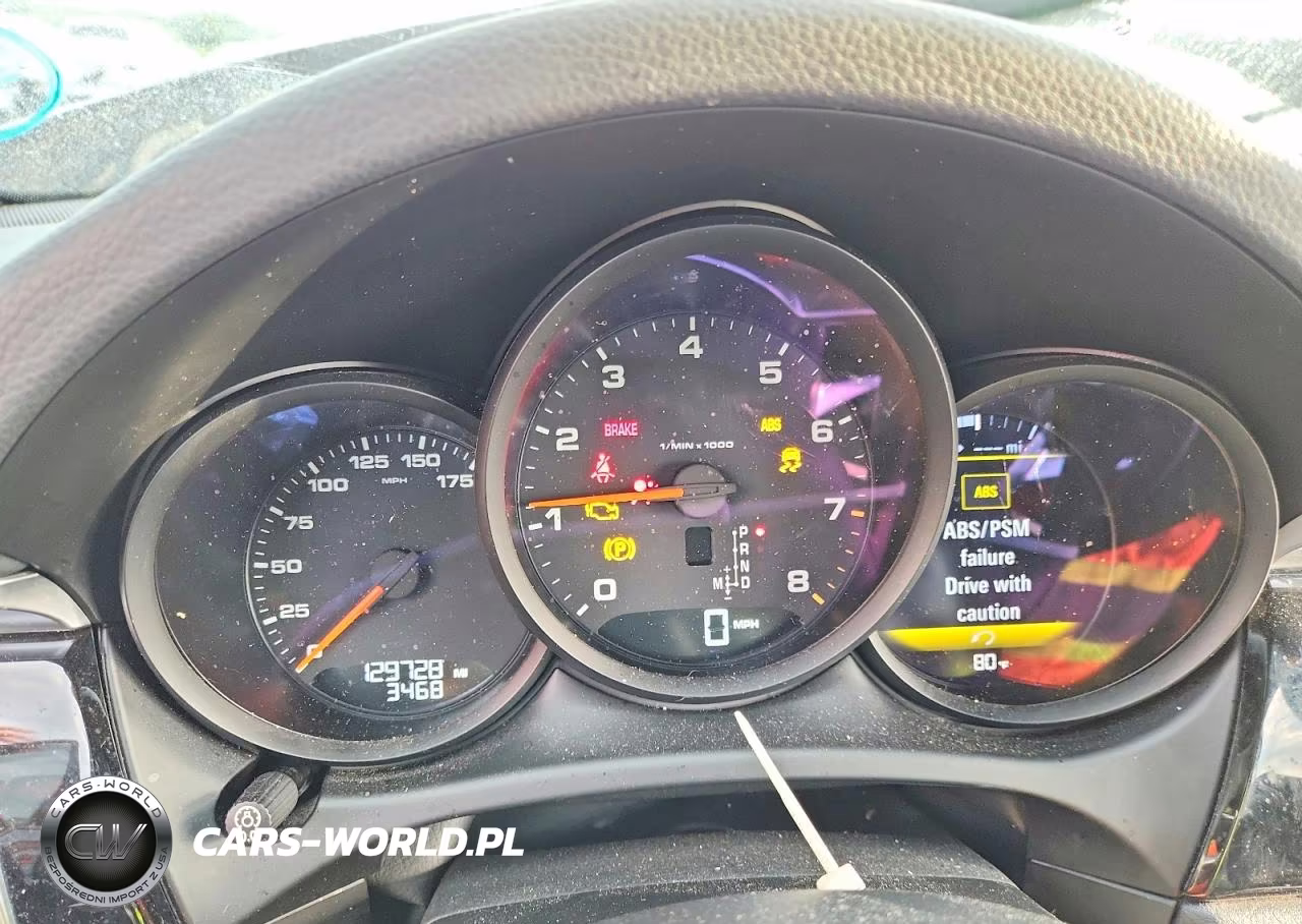 2017 Porsche Macan VIN:WP1AA2A54HLB00585 - 9