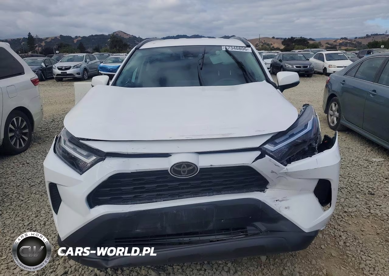 2025 Toyota Rav4 Xle VIN:2T3P1RFV0SW522984 - 5