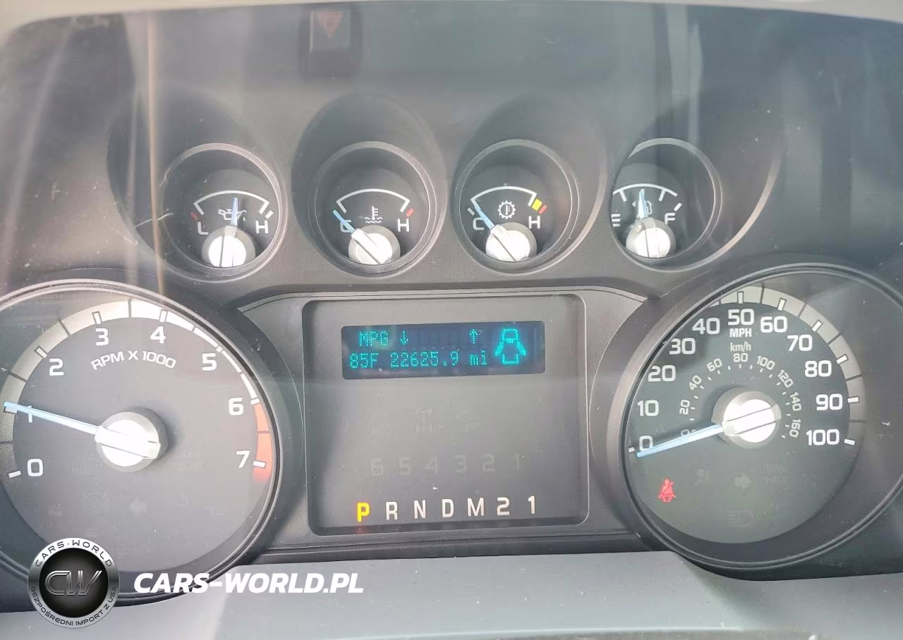 2013 Ford F250 Super Duty VIN:1FTBF2A66DEB81720 - 9