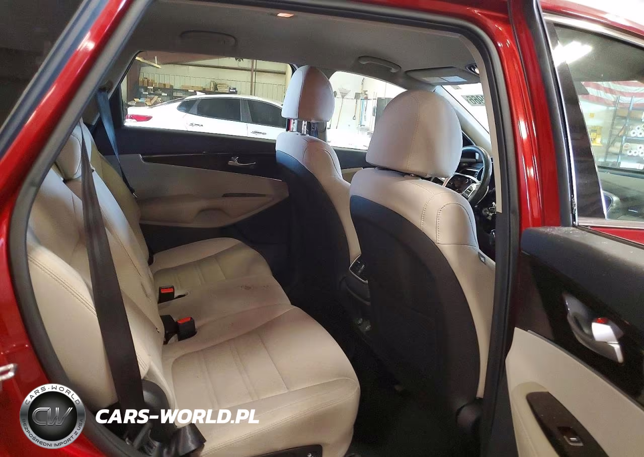 2020 Kia Sorento Lx VIN:5XYPG4A33LG650997 - 11