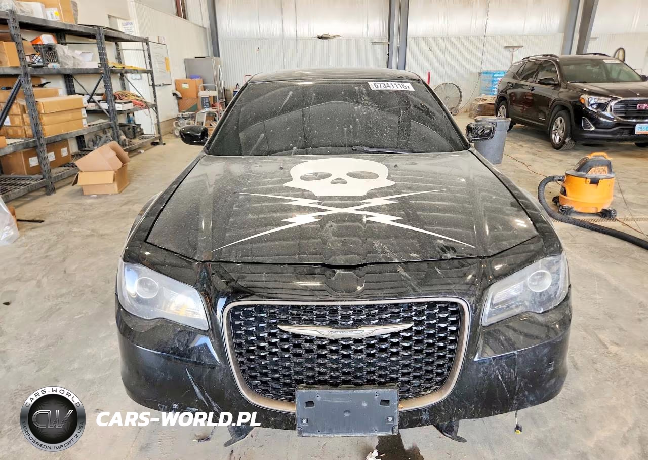 2016 Chrysler 300 S VIN:2C3CCAGG4GH270582 - 5