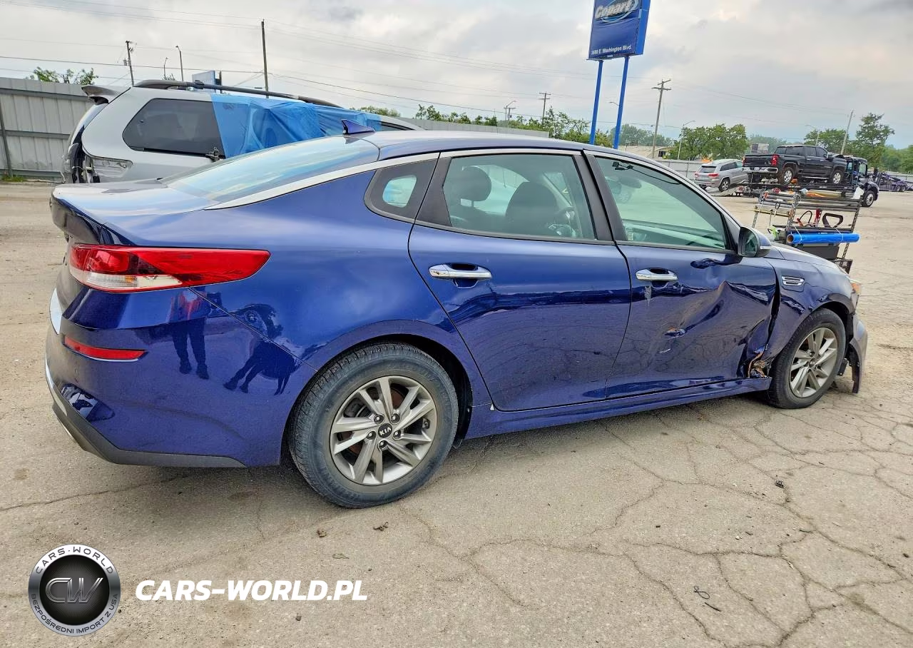2019 Kia Optima Lx VIN:5XXGT4L31KG312607 - 3