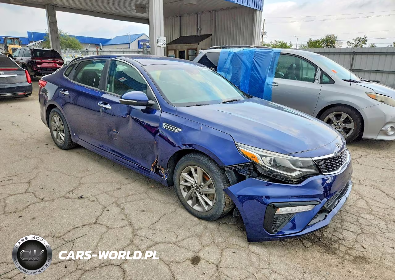 2019 Kia Optima Lx VIN:5XXGT4L31KG312607 - 4
