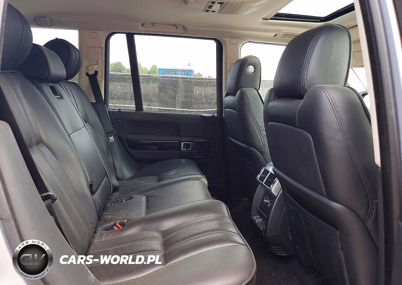 2010 Land Rover Range Rover Hse Luxury VIN:SALMF1D47AA312422 - 10