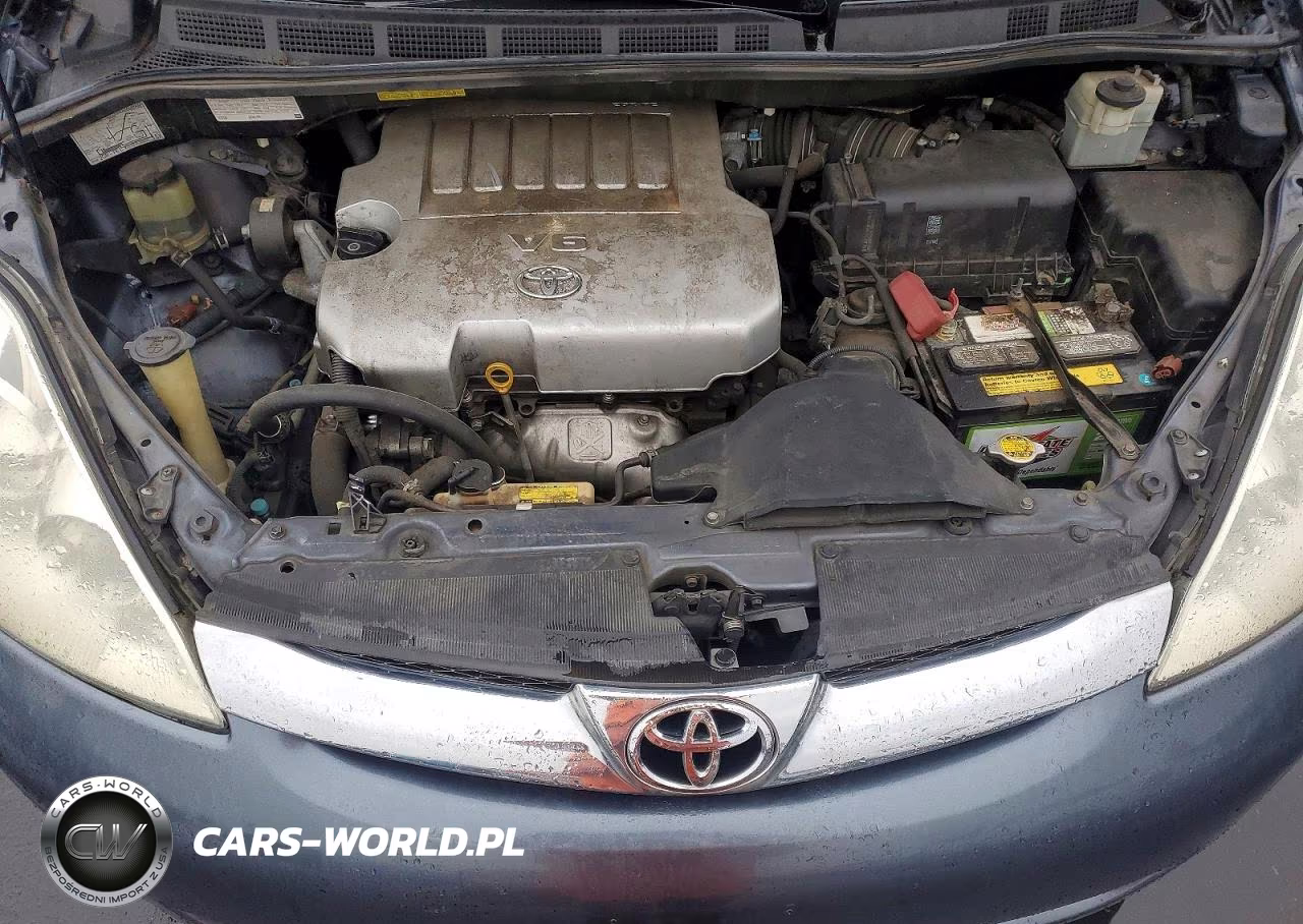 2010 Toyota Sienna Le 7-Passenger VIN:5TDKK4CC9AS305950 - 12