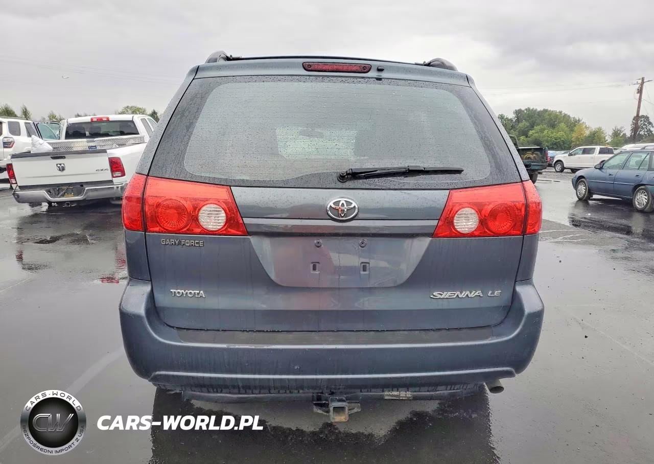 2010 Toyota Sienna Le 7-Passenger VIN:5TDKK4CC9AS305950 - 6