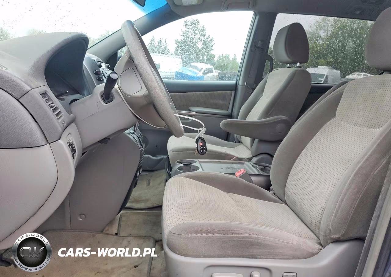 2010 Toyota Sienna Le 7-Passenger VIN:5TDKK4CC9AS305950 - 7