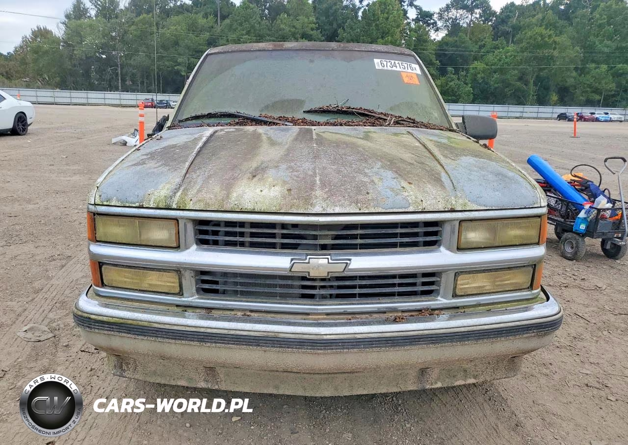 1999 Chevrolet Tahoe C1500 VIN:1GNEC13R3XJ541701 - 5