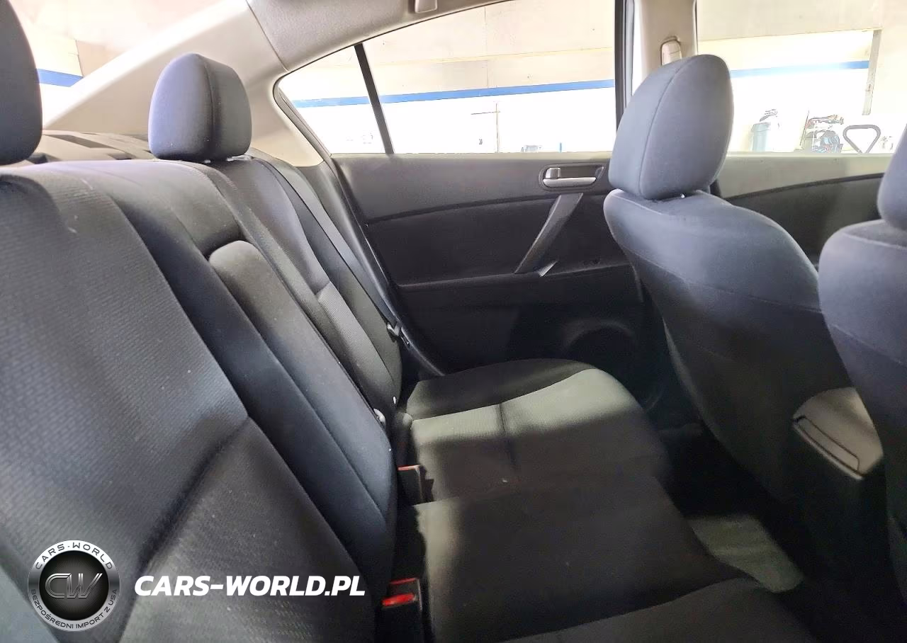 2010 Mazda Mazda3 I Touring VIN:JM1BL1SG7A1160503 - 10