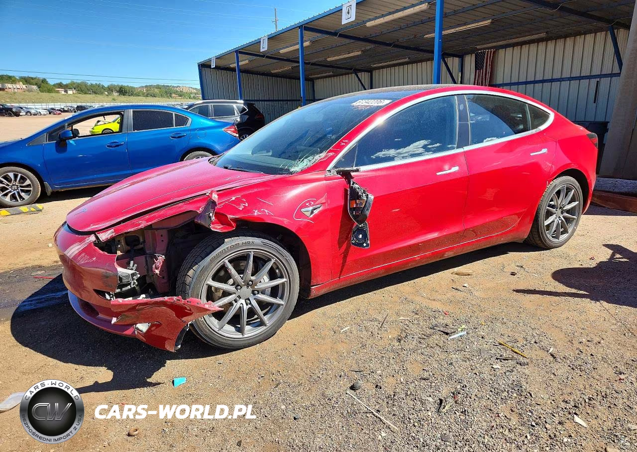 2018 Tesla Model 3 VIN:5YJ3E1EB5JF091428 - 1