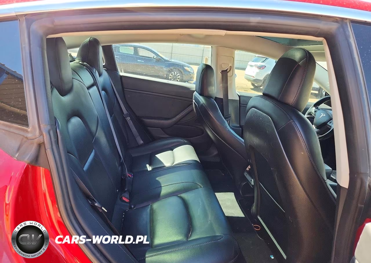 2018 Tesla Model 3 VIN:5YJ3E1EB5JF091428 - 10