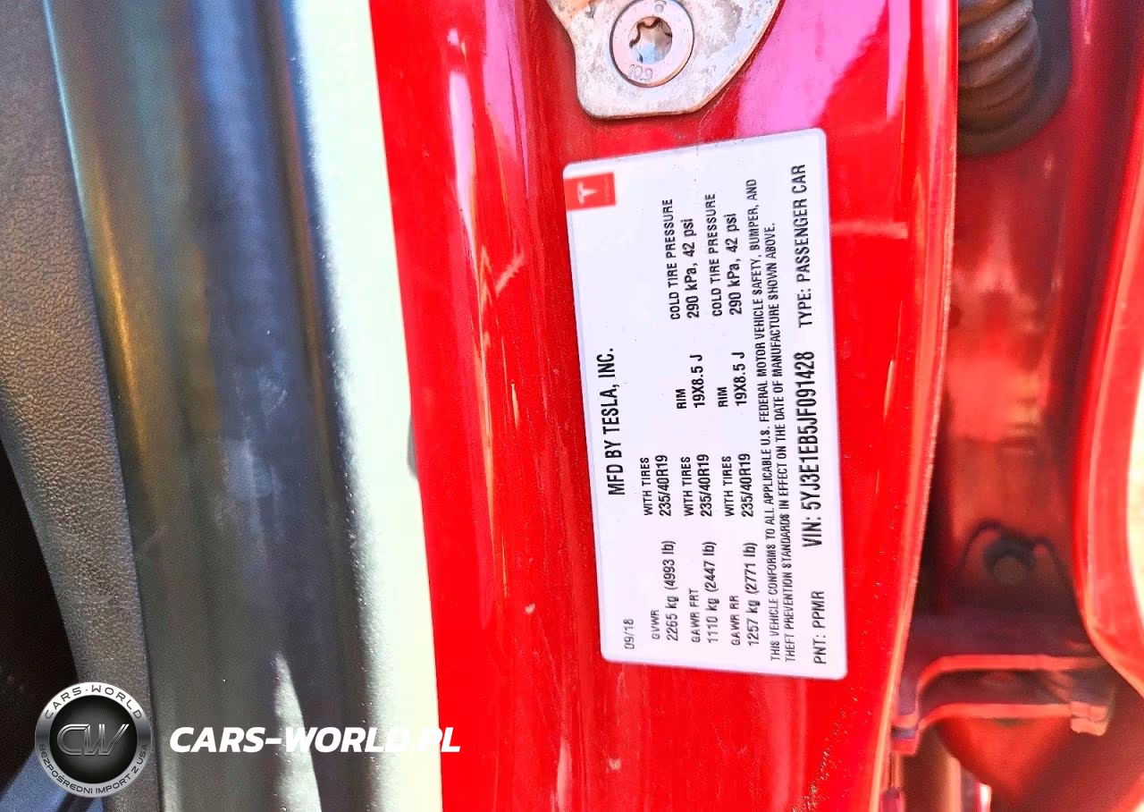 2018 Tesla Model 3 VIN:5YJ3E1EB5JF091428 - 12
