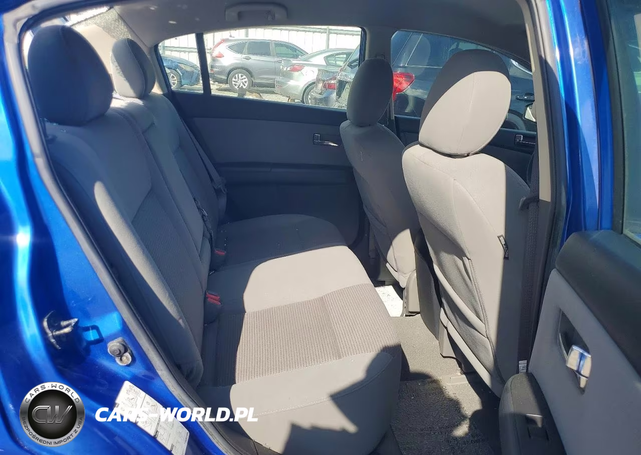 2010 Nissan Sentra 2.0 VIN:3N1AB6AP6AL688963 - 10