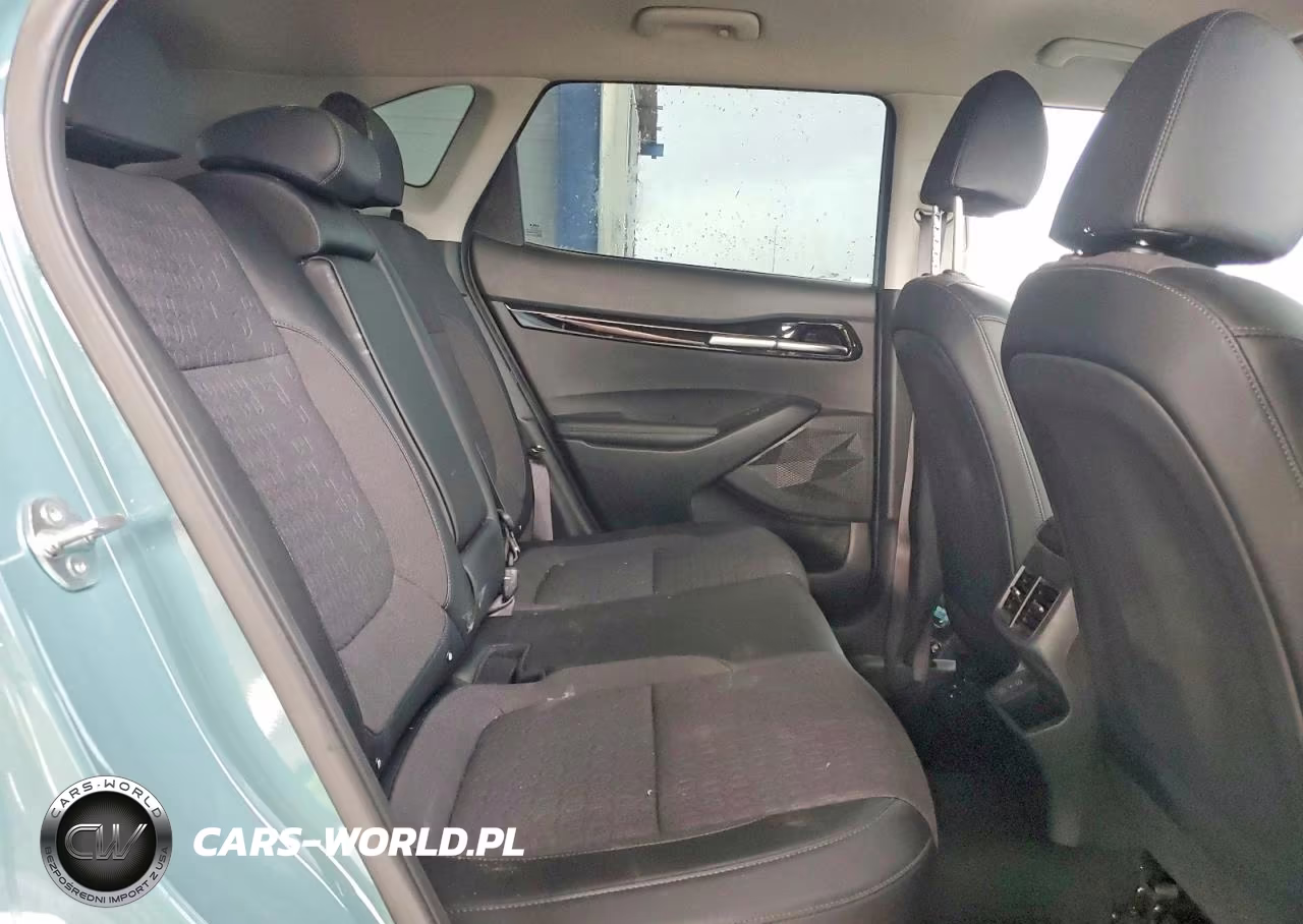 2025 Kia Seltos S VIN:KNDEU2AA0S7677590 - 10