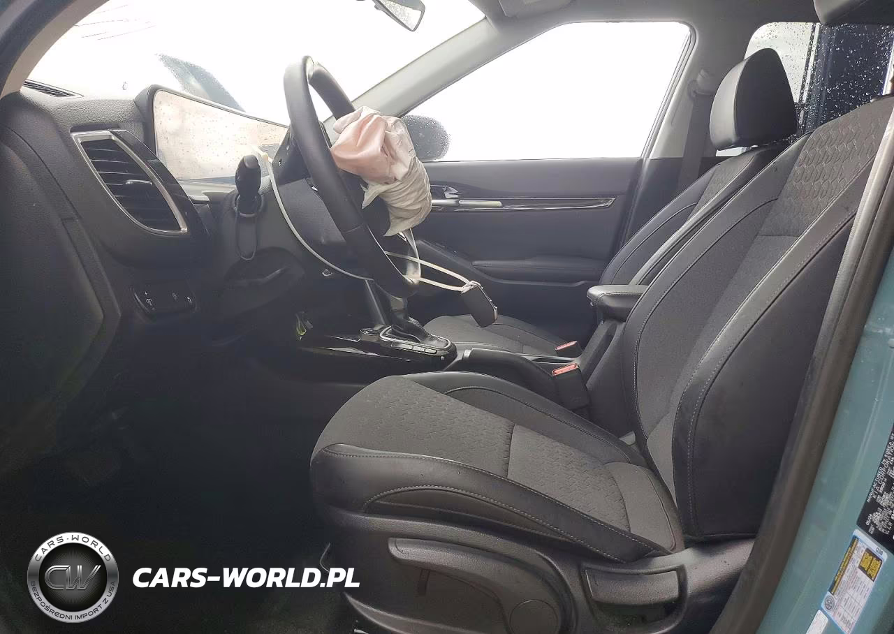 2025 Kia Seltos S VIN:KNDEU2AA0S7677590 - 7
