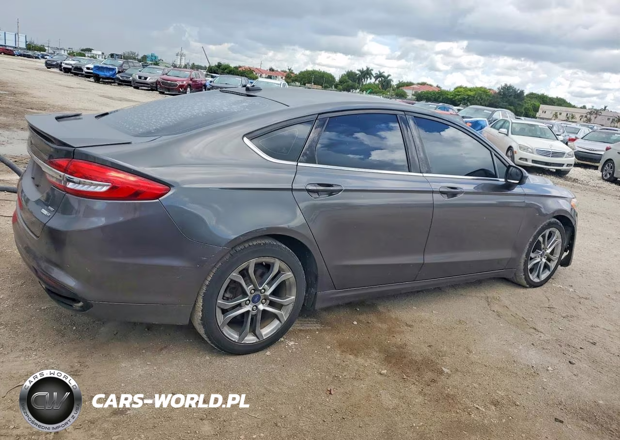 2017 Ford Fusion Se VIN:3FA6P0T9XHR388386 - 3
