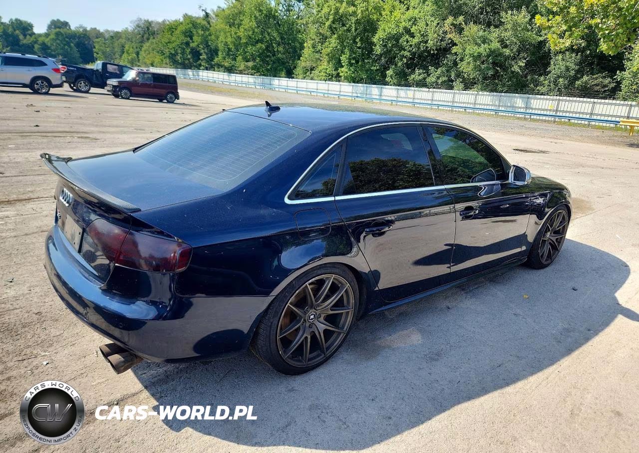 2010 Audi S4 Premium Plus VIN:WAUBGAFL3AA094640 - 3