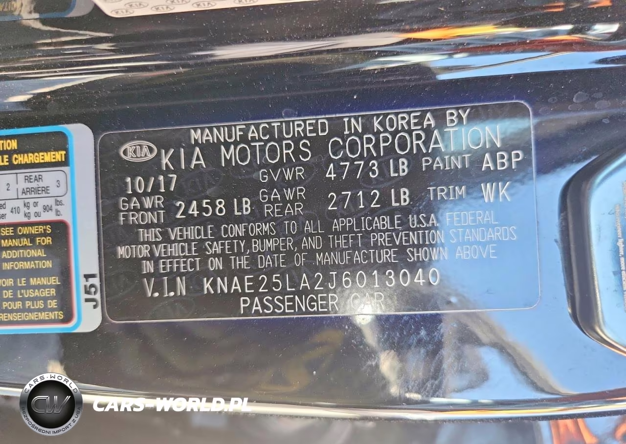 2018 Kia Stinger Premium VIN:KNAE25LA2J6013040 - 13