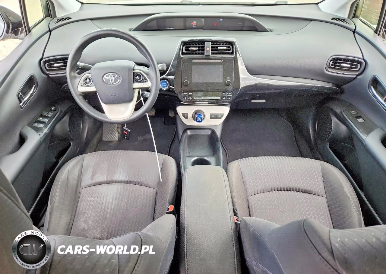 2018 Toyota Prius VIN:JTDKBRFU9J3588644 - 8