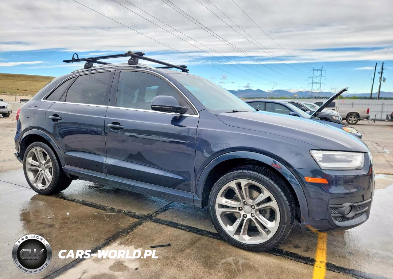 2015 Audi Q3 Prestige VIN:WA1GFCFSXFR006345 - 4