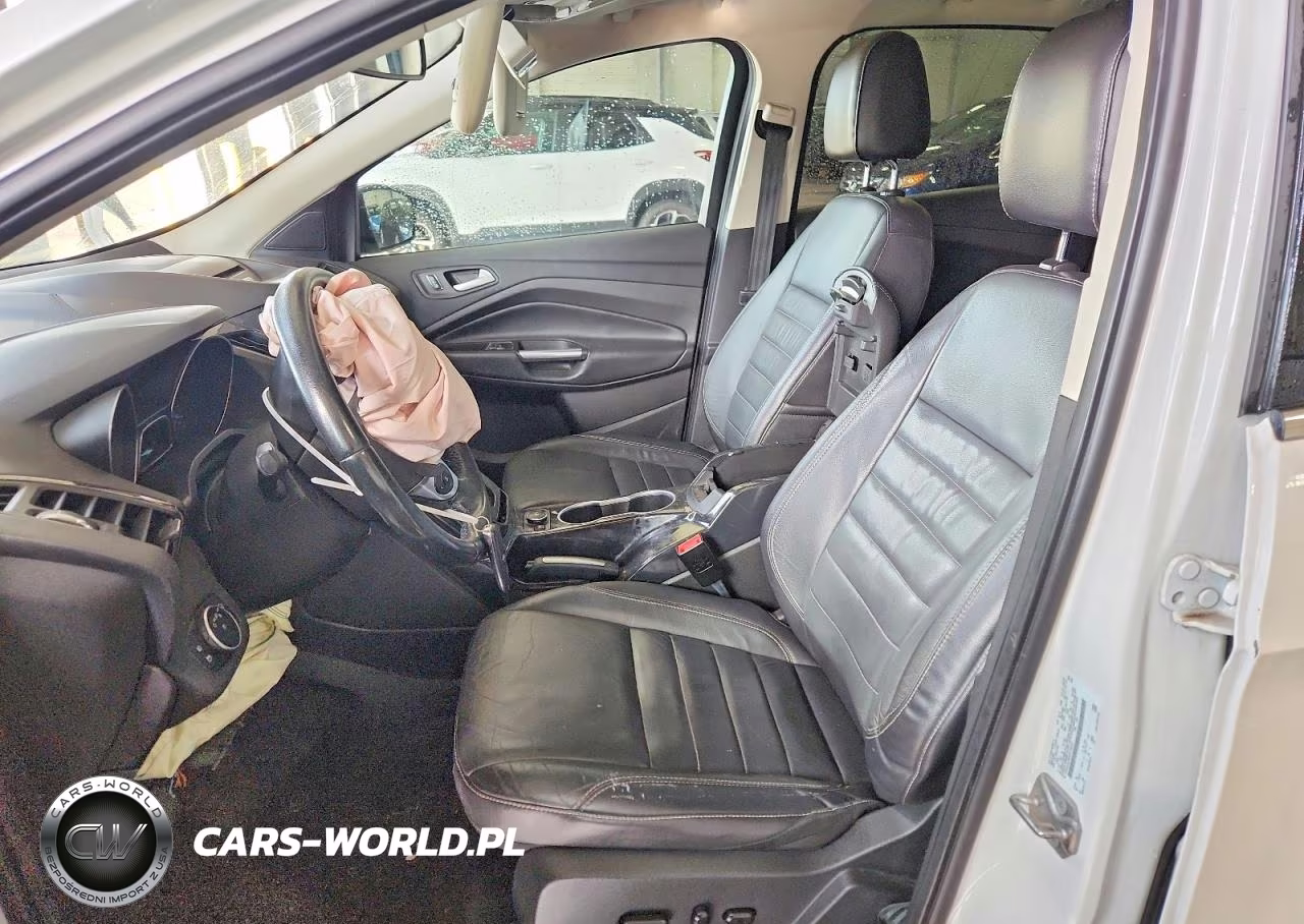 2016 Ford Escape Titanium VIN:1FMCU9J95GUC59357 - 7