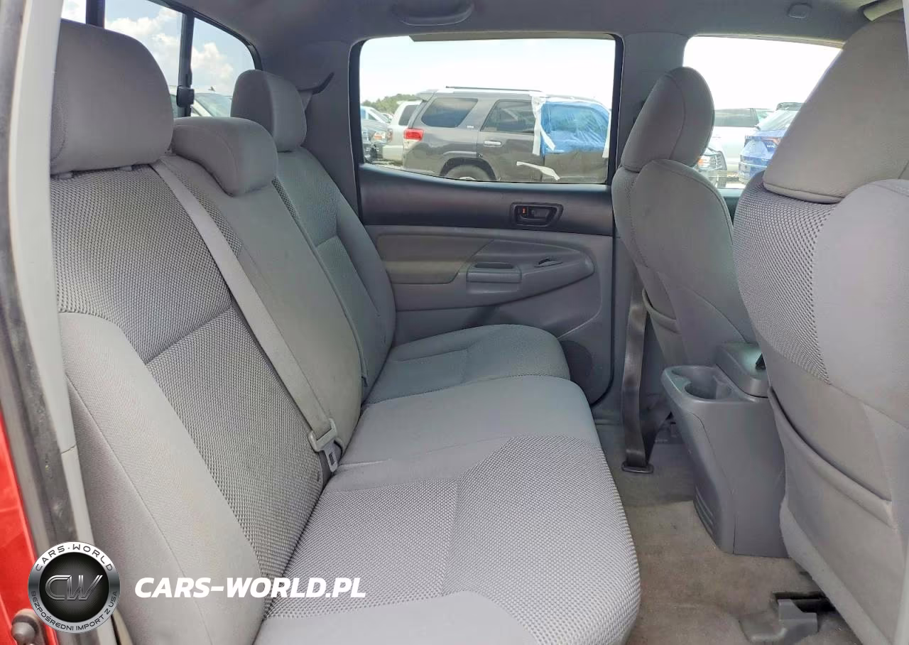 2011 Toyota Tacoma V6 VIN:3TMLU4EN1BM077523 - 10