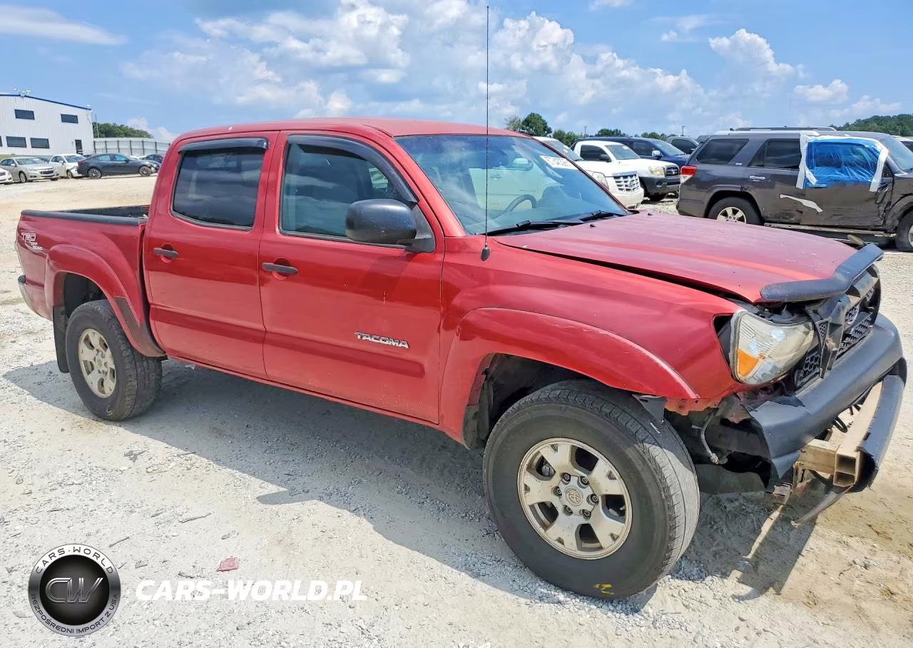 2011 Toyota Tacoma V6 VIN:3TMLU4EN1BM077523 - 4