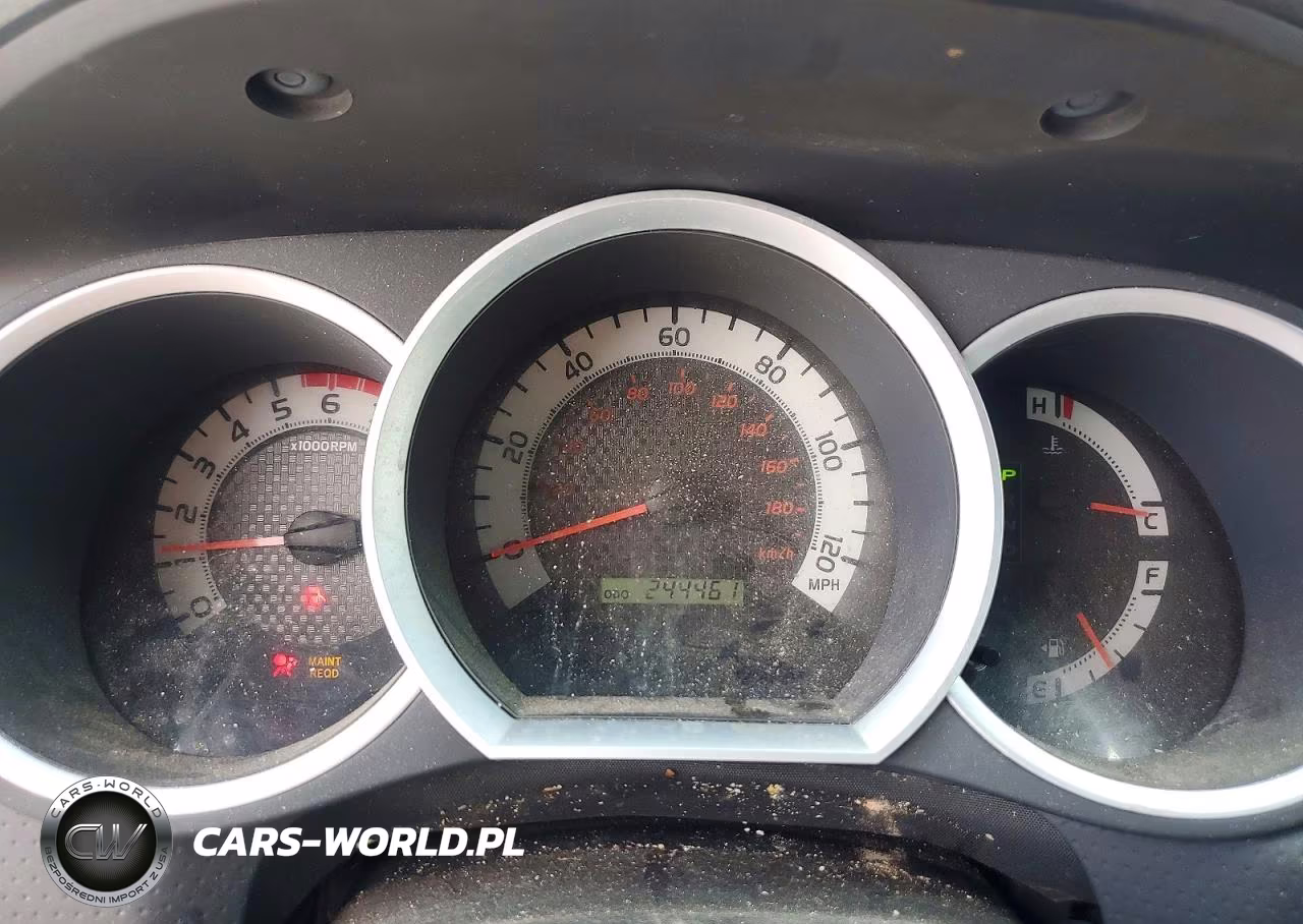 2011 Toyota Tacoma V6 VIN:3TMLU4EN1BM077523 - 9