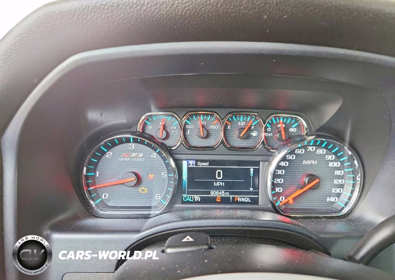 2018 Chevrolet Silverado K1500 Lt VIN:3GCUKREC2JG518899 - 9