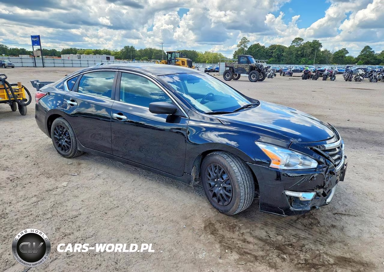 2015 Nissan Altima 2.5 S VIN:1N4AL3AP6FC185967 - 4