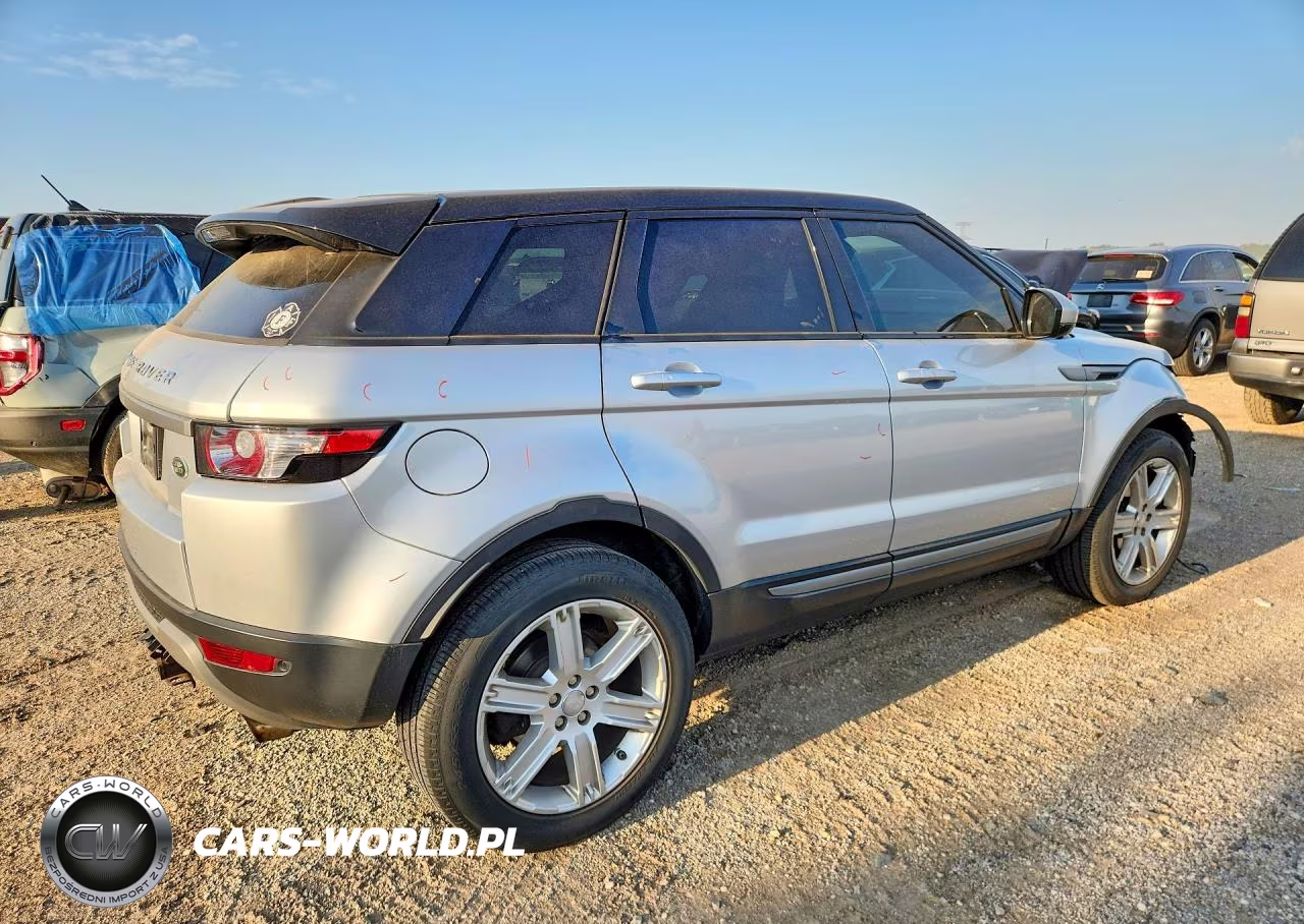 2015 Land Rover Range Rover Evoque Pure Premium VIN:SALVR2BG3FH037371 - 3