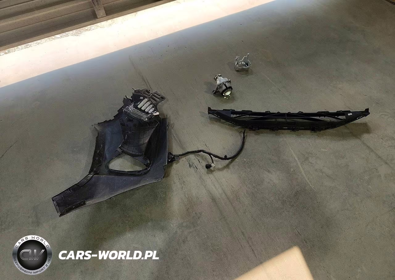 2020 Genesis G70 2.0T VIN:KMTG64LA5LU049153 - 12